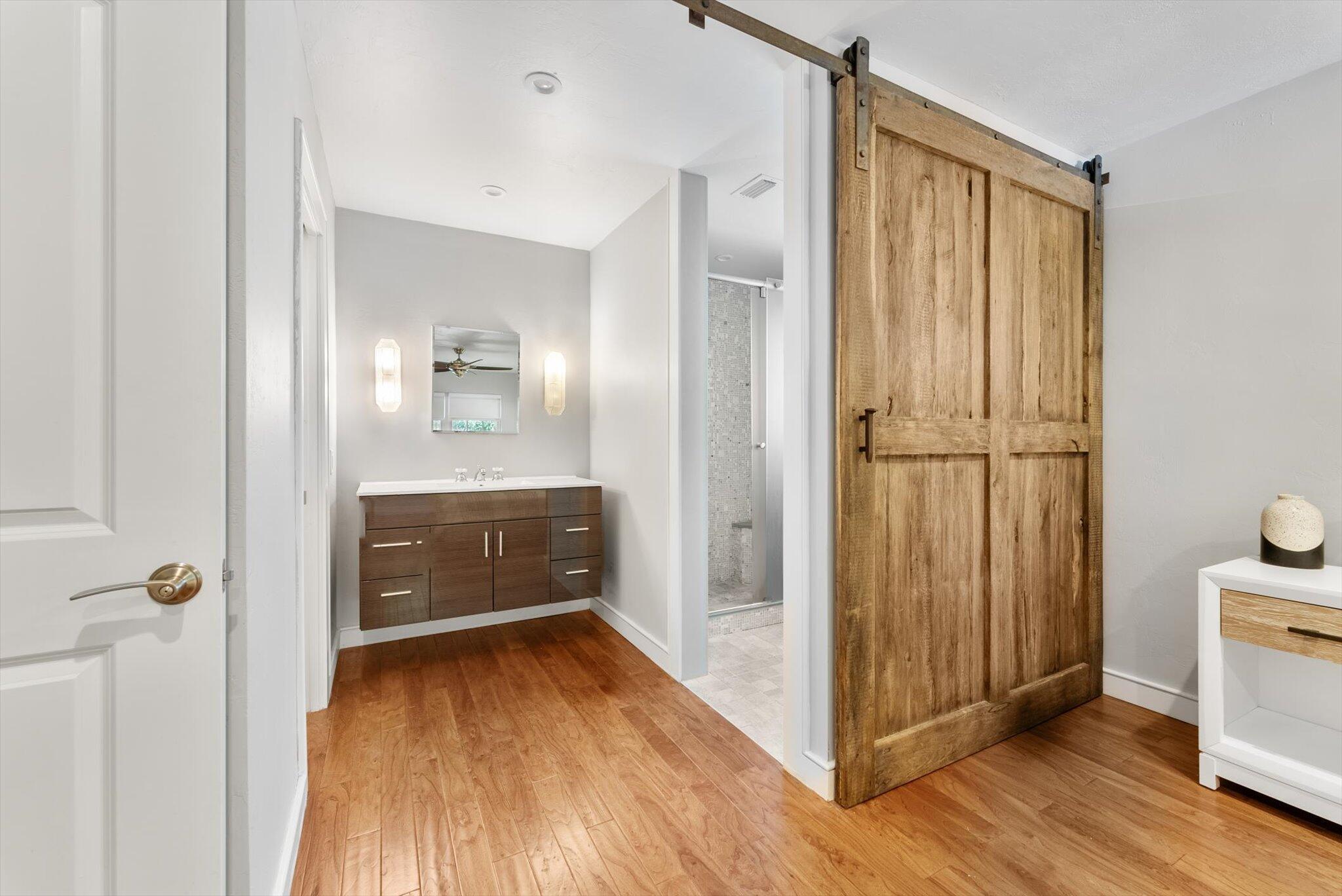 301 Venetian Drive 13