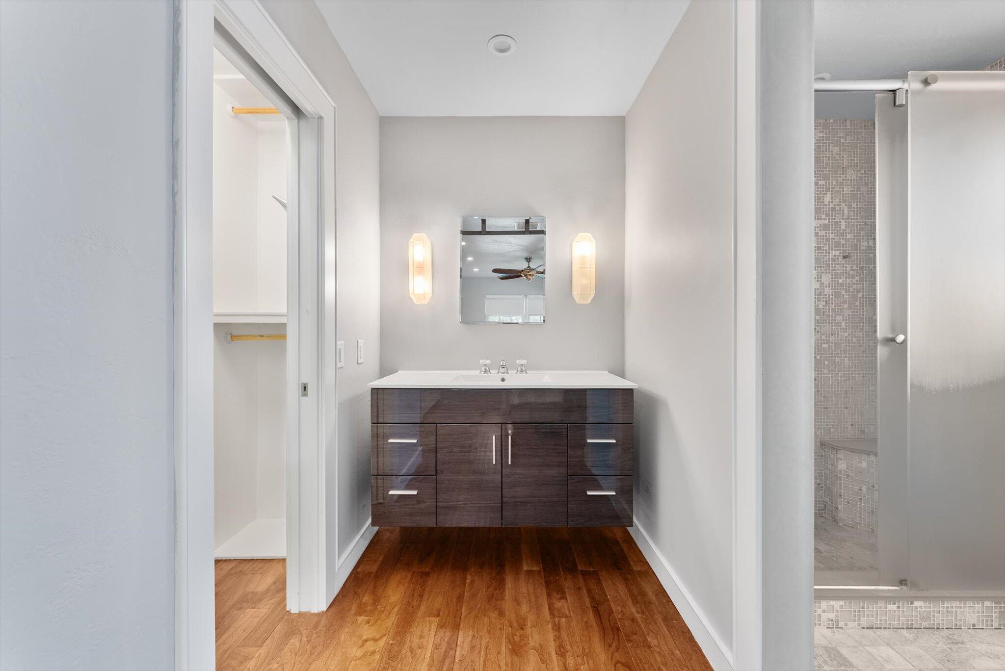 301 Venetian Drive 13