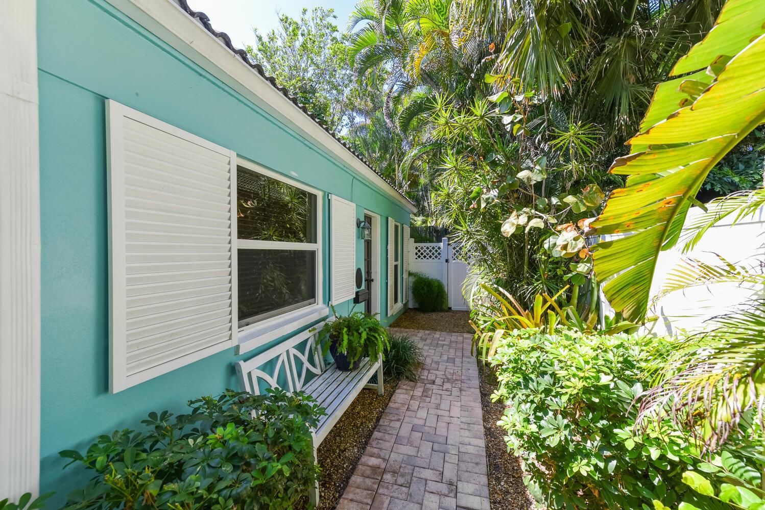 1228 George Bush Boulevard 4