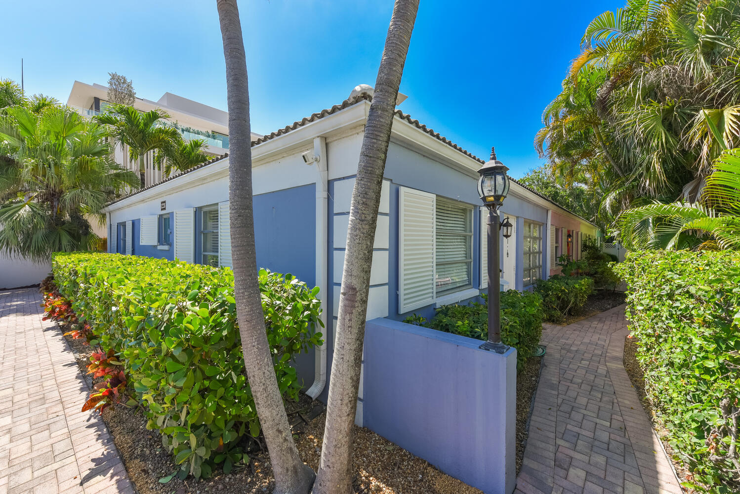 1228 George Bush Boulevard 4