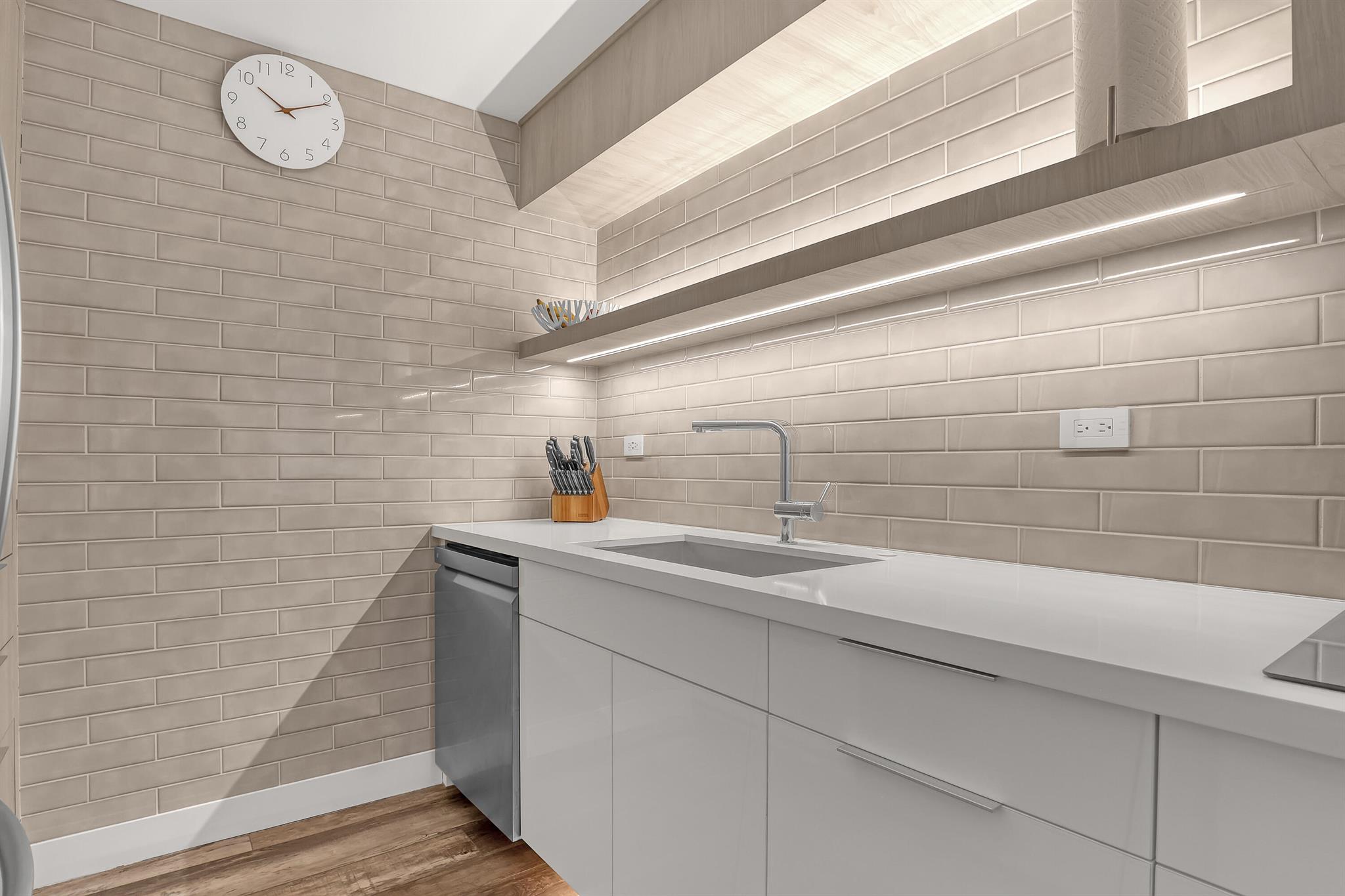 3301 S Ocean Boulevard 905