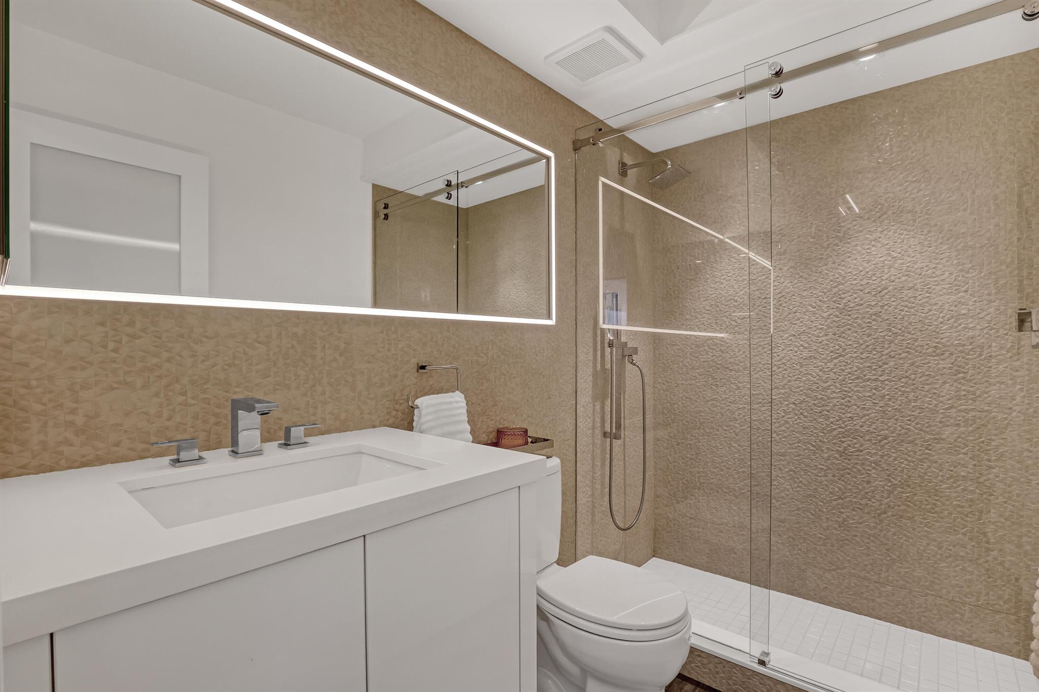 3301 S Ocean Boulevard 905