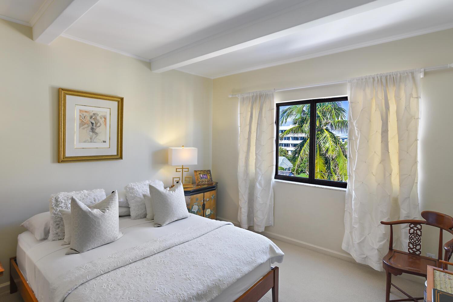 250 S Ocean Boulevard 258