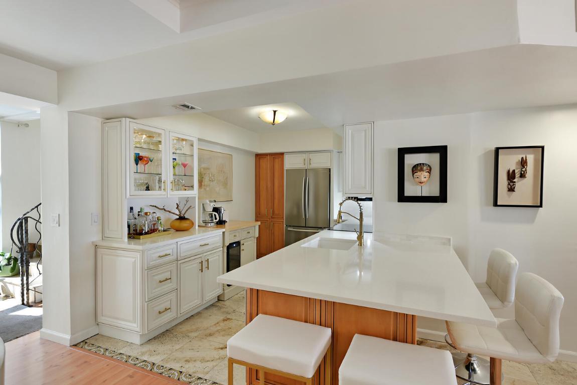 250 S Ocean Boulevard 258