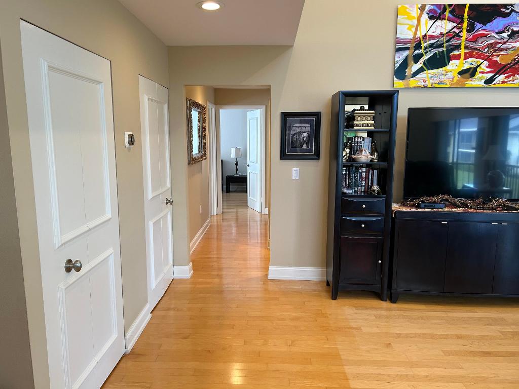 6864 Willow Wood Drive 408