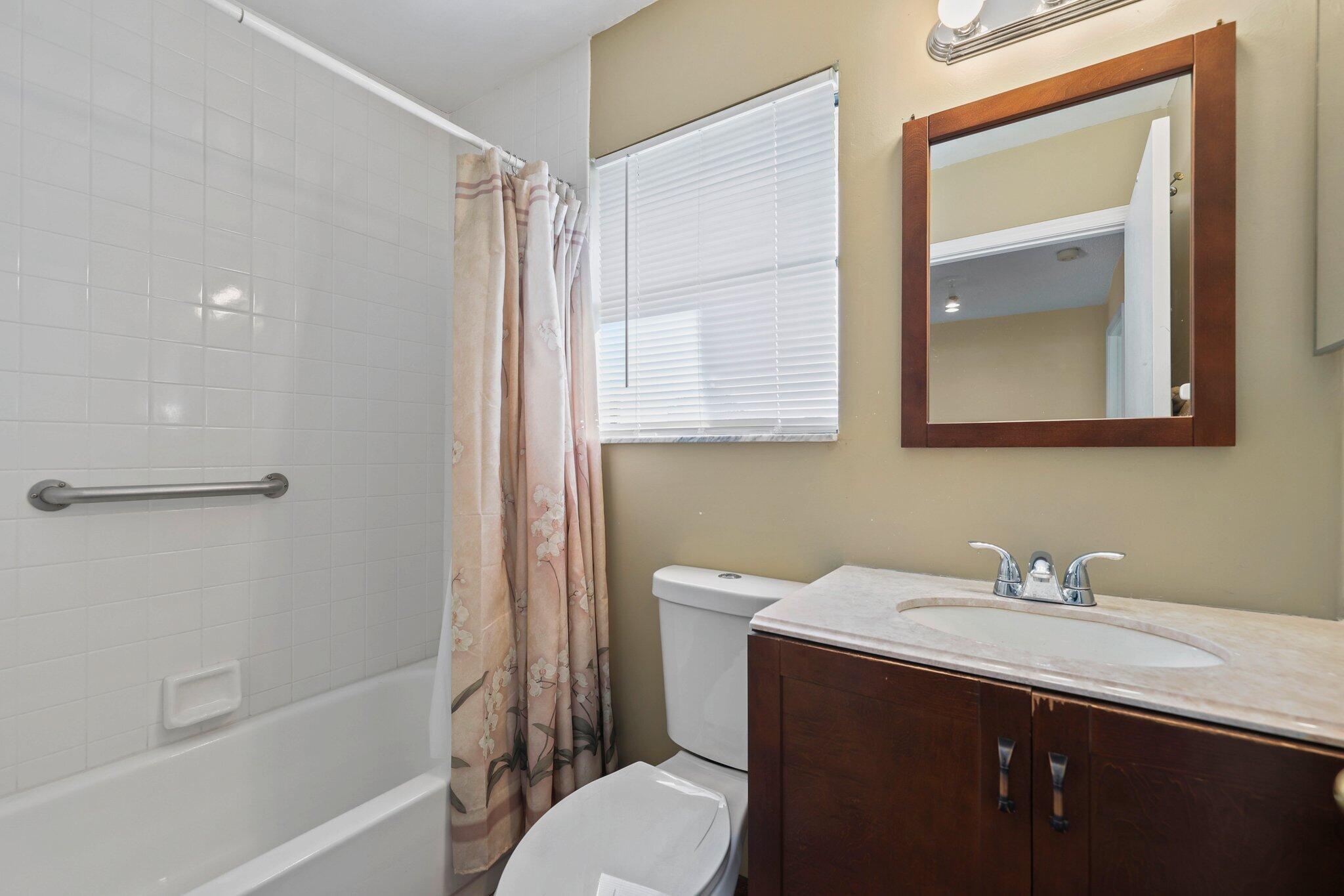 1235 NW 19th Terrace