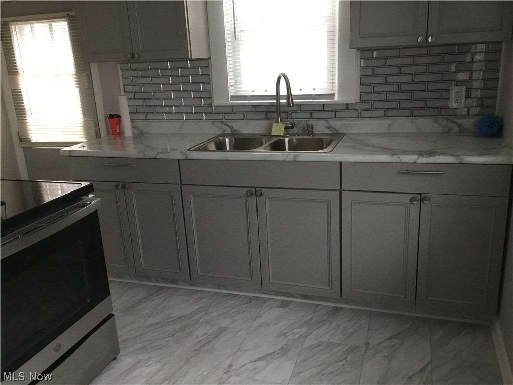 1193 Greenwood Avenue