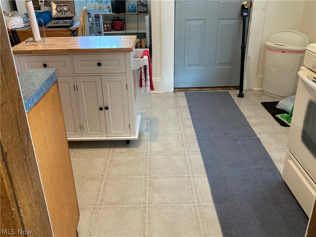 725 E Glenwood Avenue