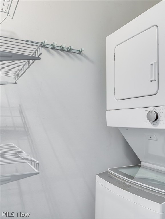 2331 E Market Street Unit: 209