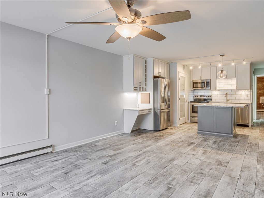 2331 E Market Street Unit: 209