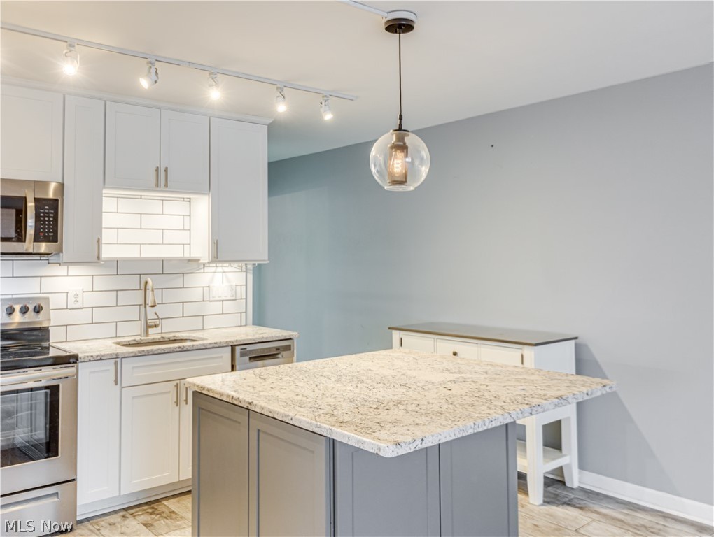 2331 E Market Street Unit: 209