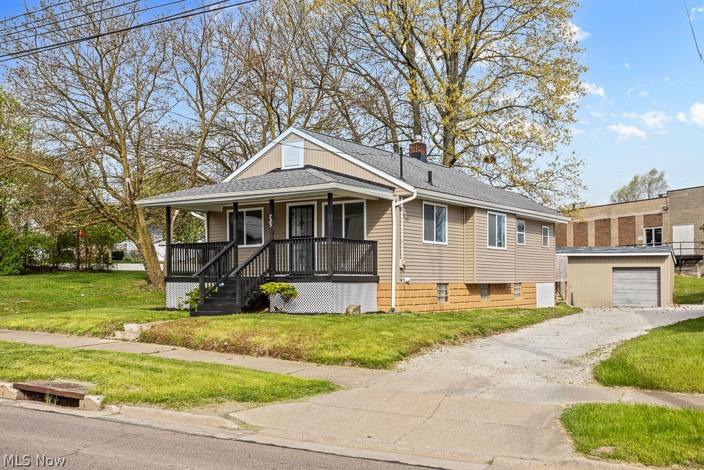 725 E Glenwood Avenue