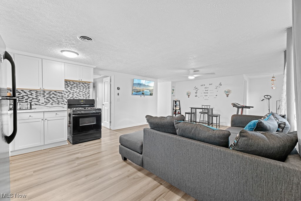 1644 State Route 303