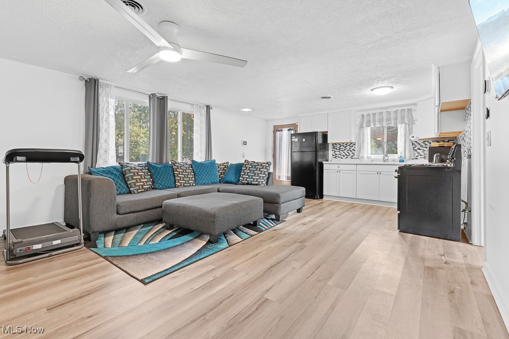 1644 State Route 303