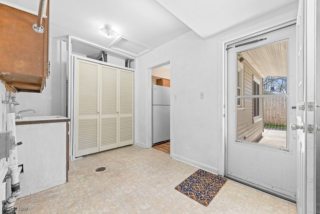 104 Robinwood Boulevard