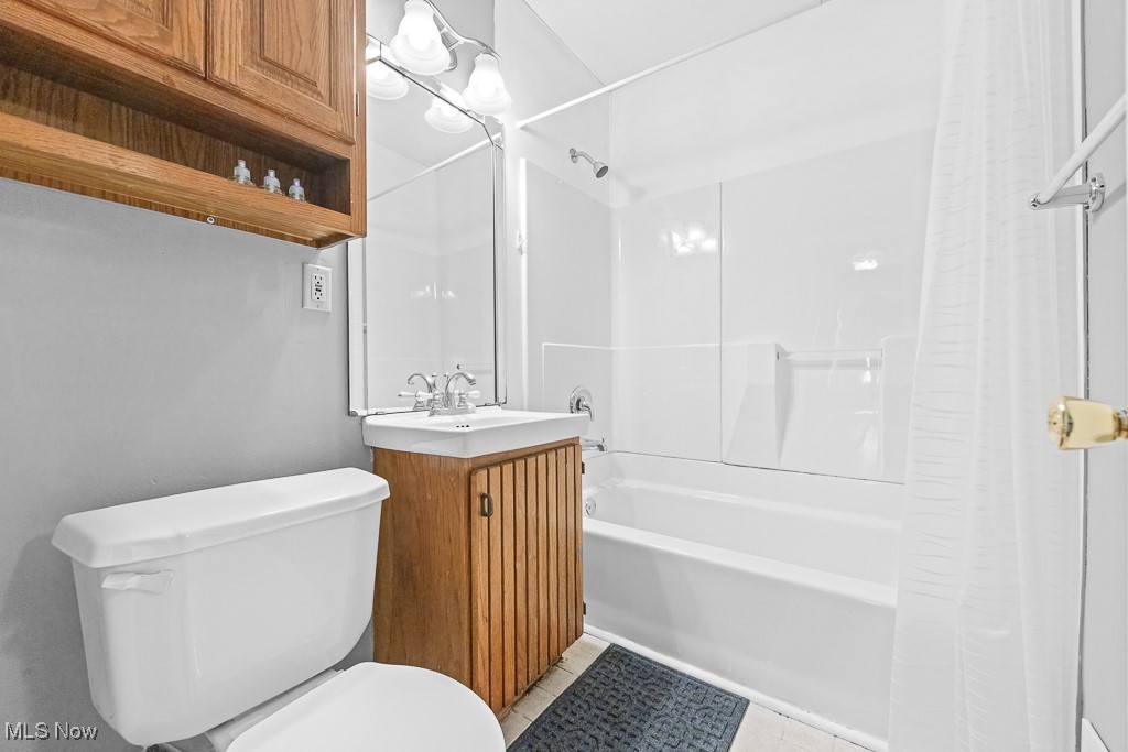 104 Robinwood Boulevard