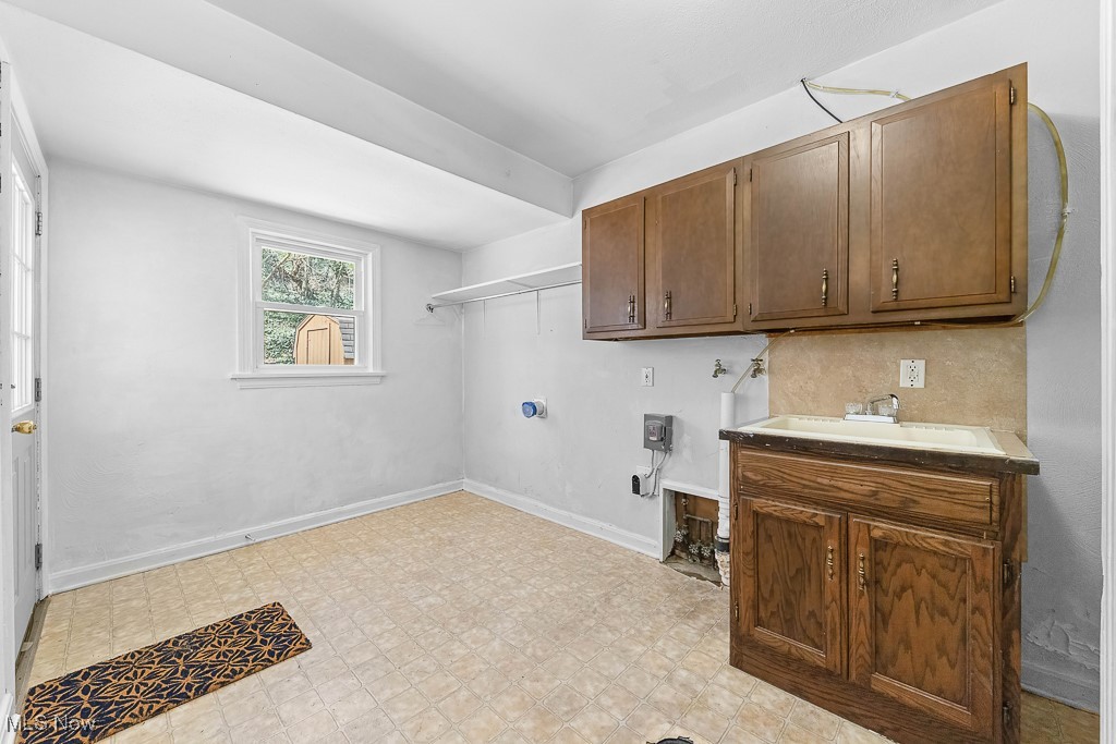 104 Robinwood Boulevard