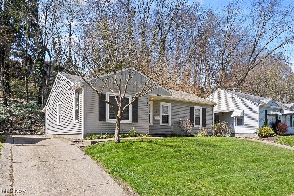 104 Robinwood Boulevard