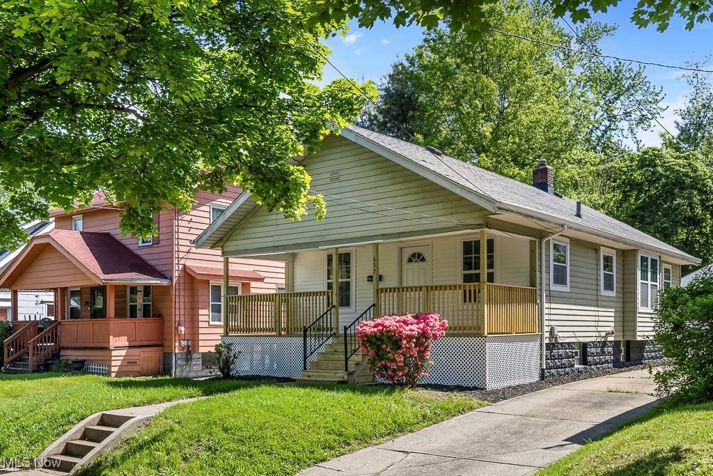 617 Sanford Avenue