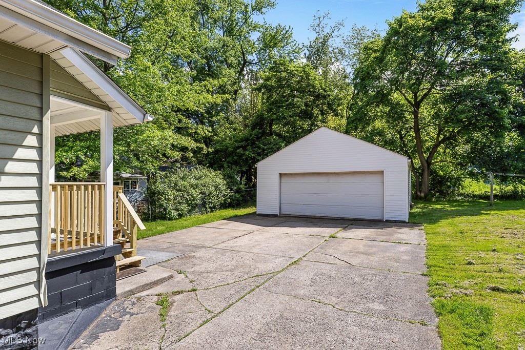 617 Sanford Avenue