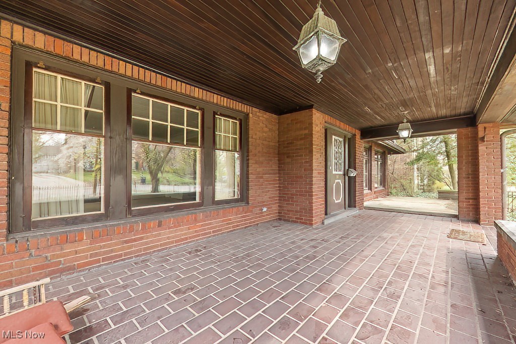 245 Merriman Road