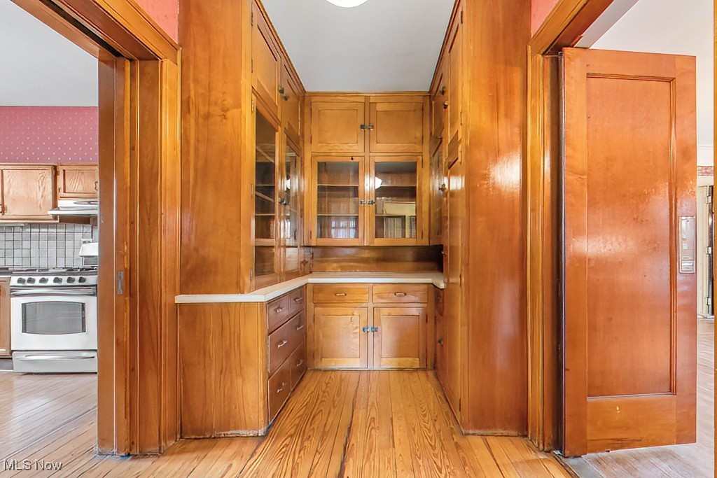245 Merriman Road