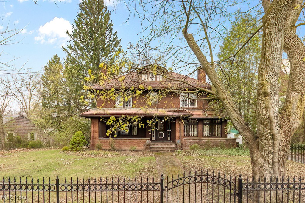 245 Merriman Road