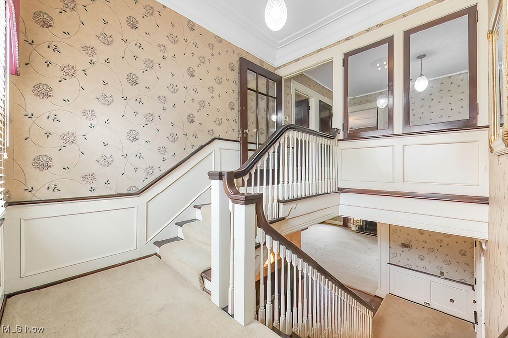 245 Merriman Road