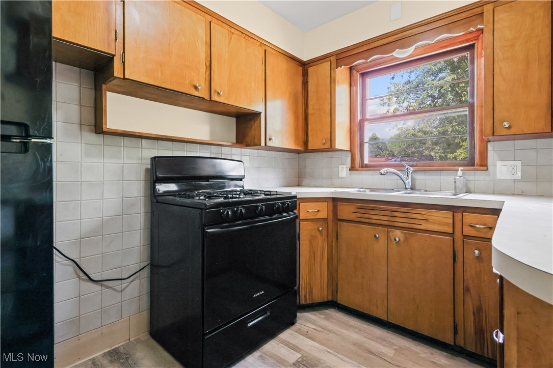 1385 Kerns Drive