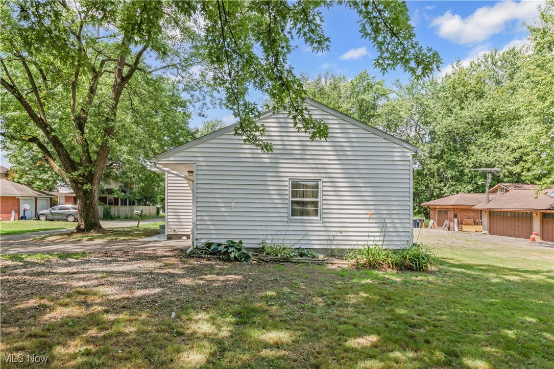 1385 Kerns Drive