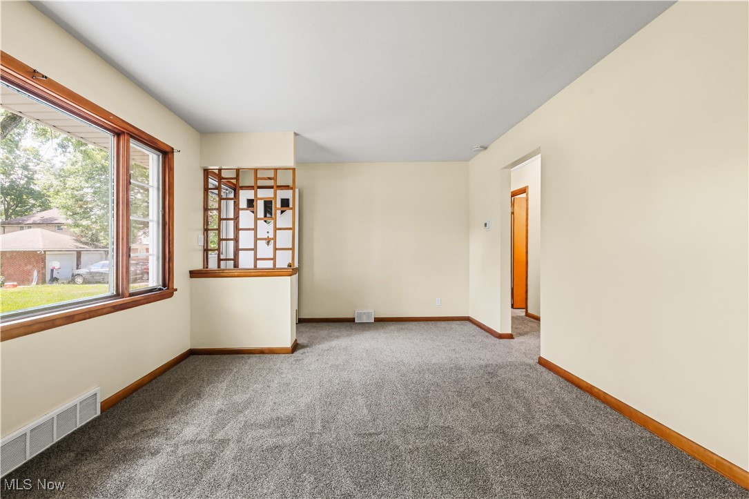 1385 Kerns Drive