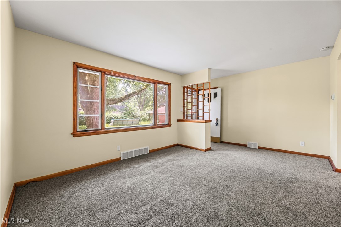 1385 Kerns Drive