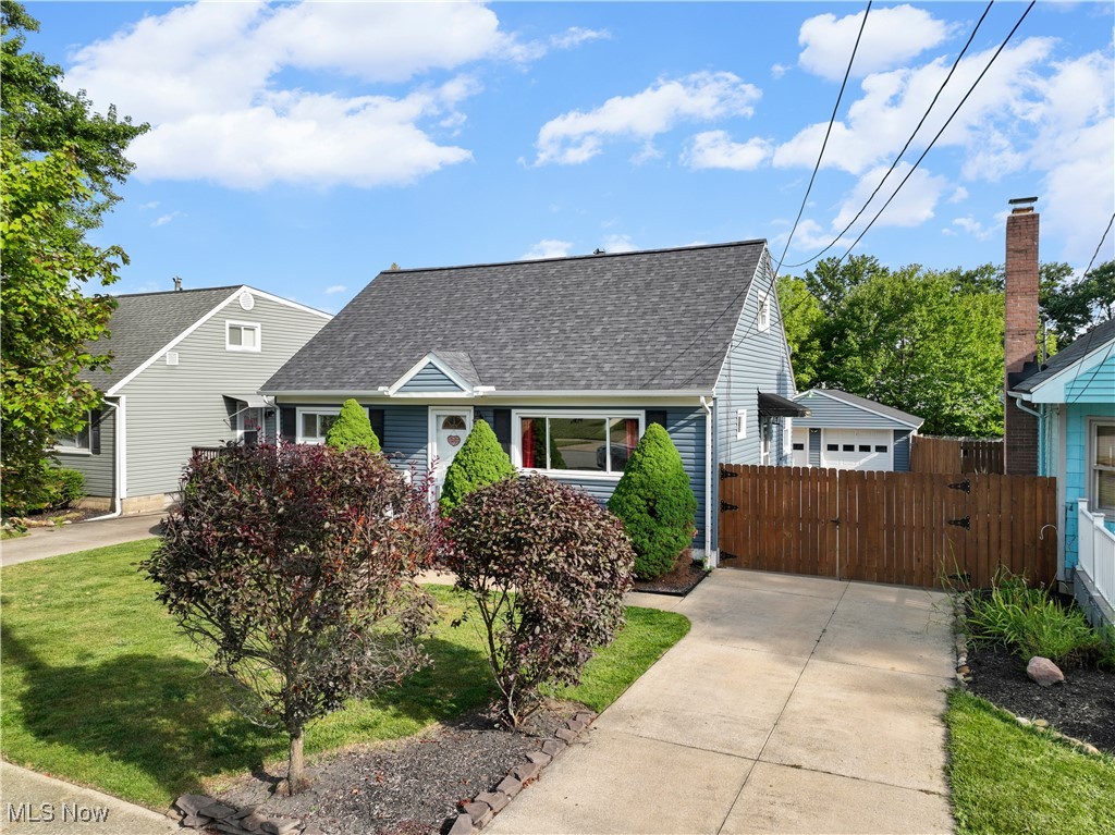 223 Lehigh Avenue
