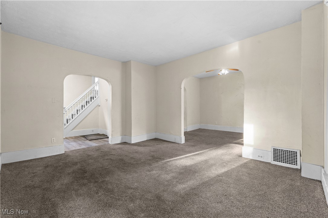 374 Gibbs Place