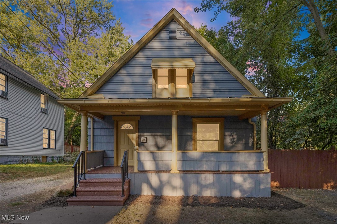 374 Gibbs Place