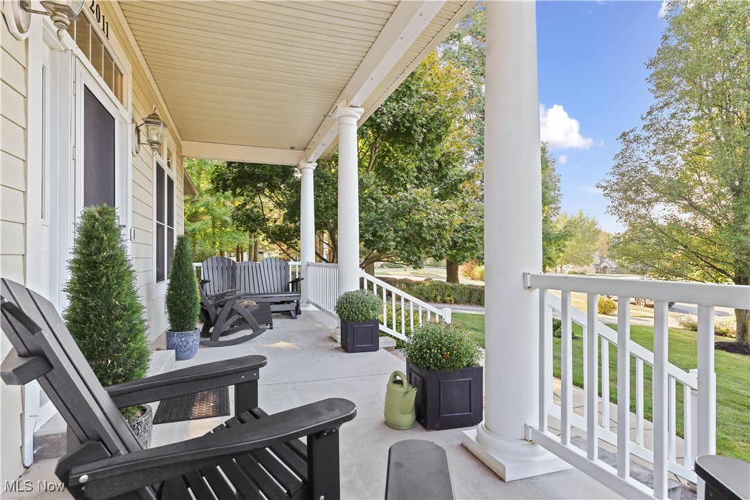 2011 E Swan Lake Circle