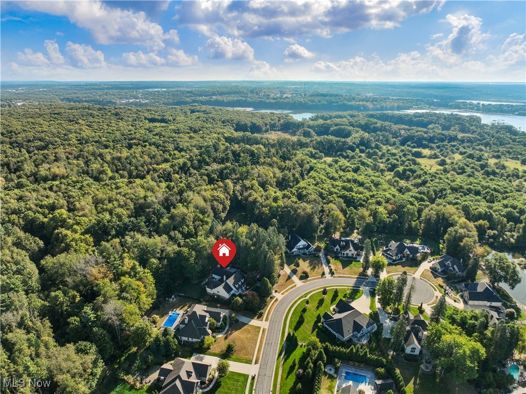 2011 E Swan Lake Circle