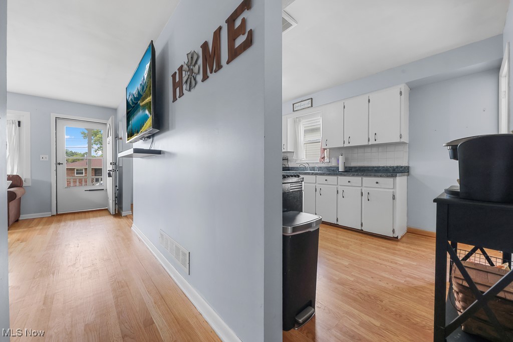 547 Lansing Road