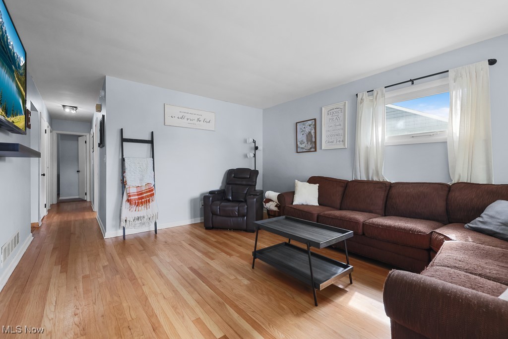 547 Lansing Road