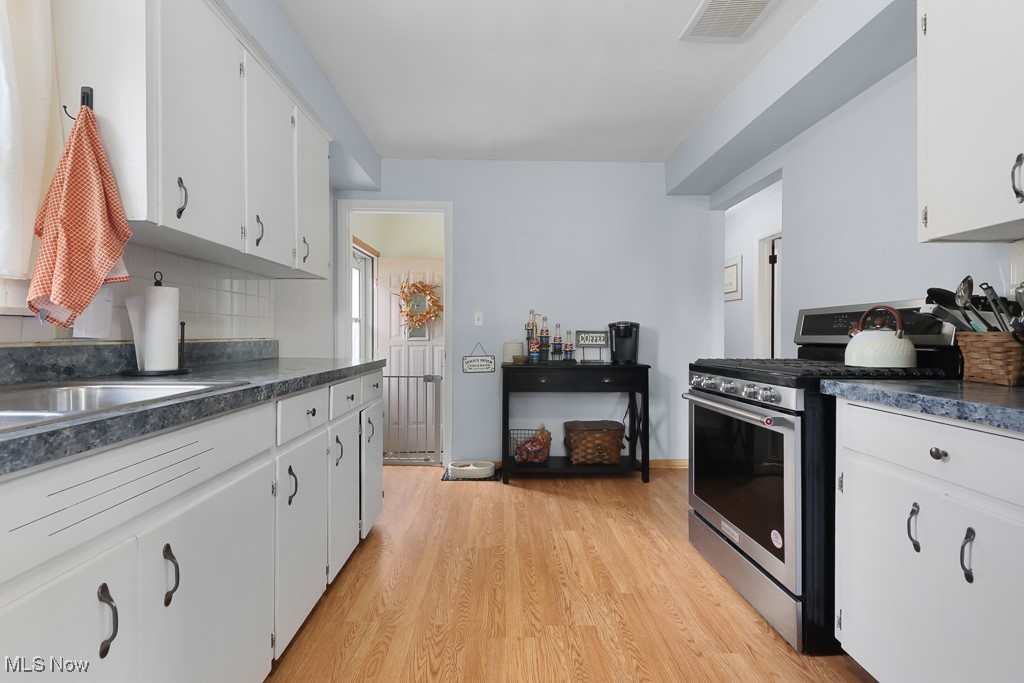 547 Lansing Road