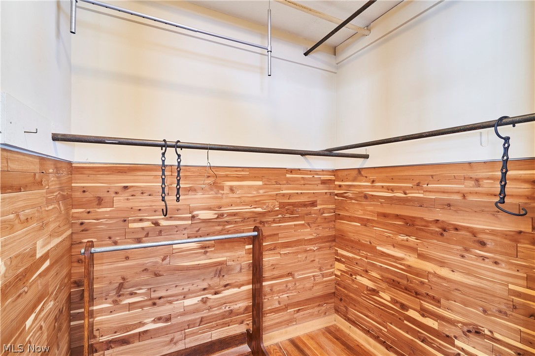 1605 Centerview Drive