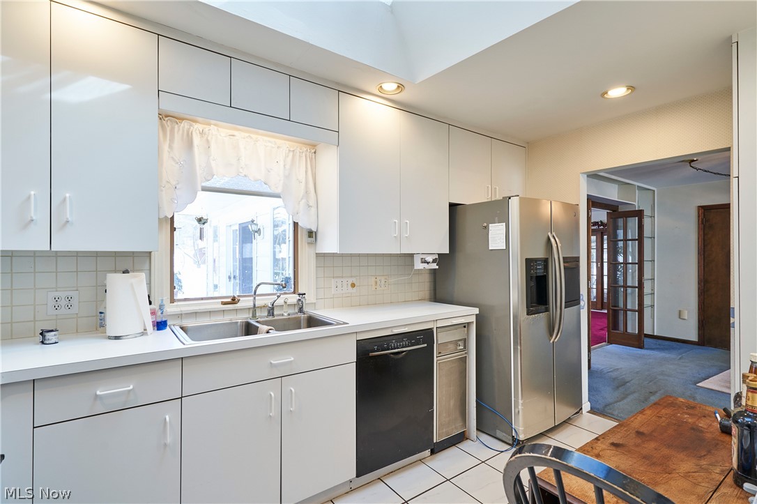 1605 Centerview Drive