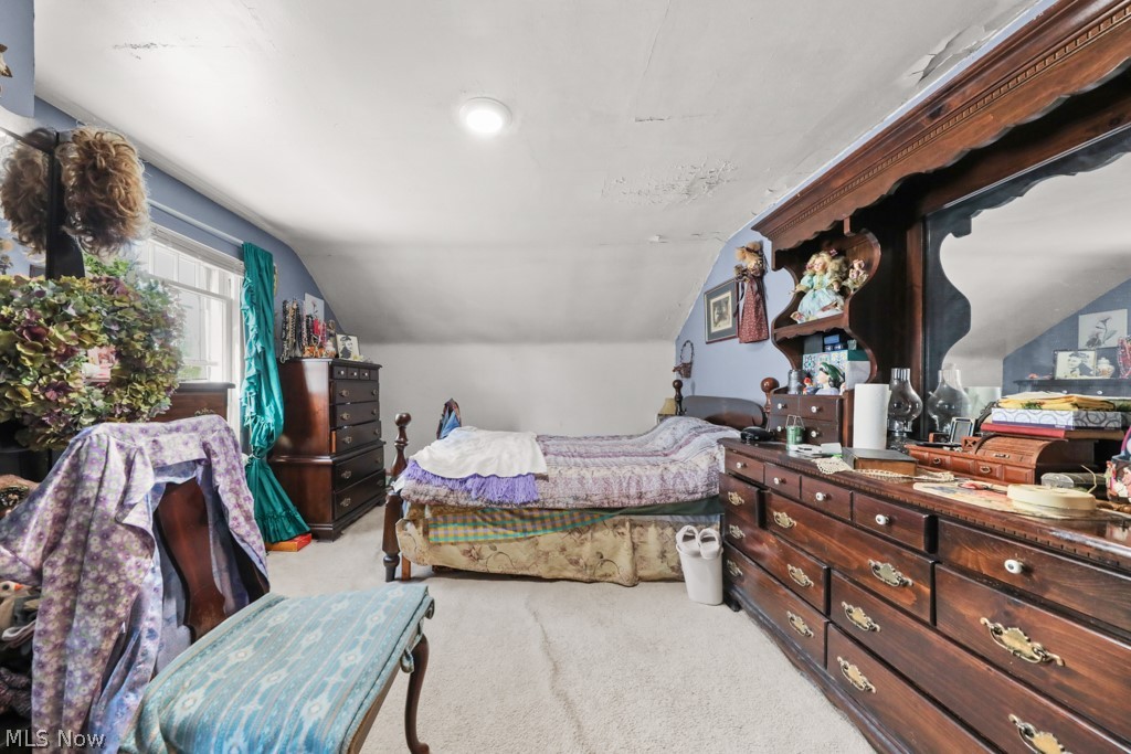 85 Youtz Avenue