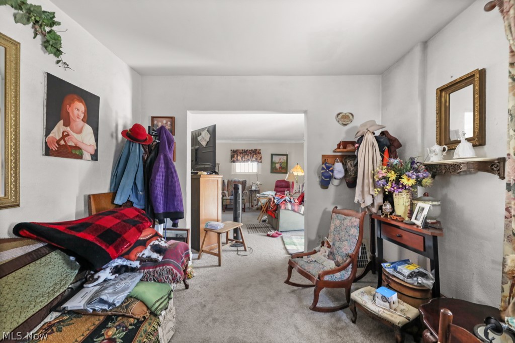 85 Youtz Avenue