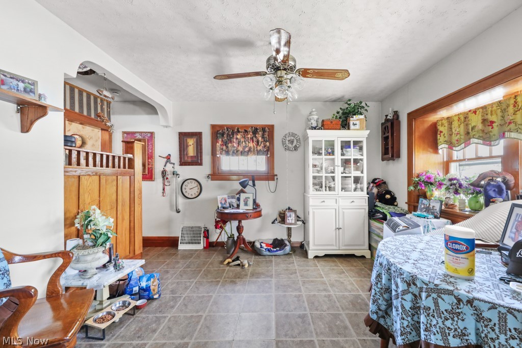 85 Youtz Avenue
