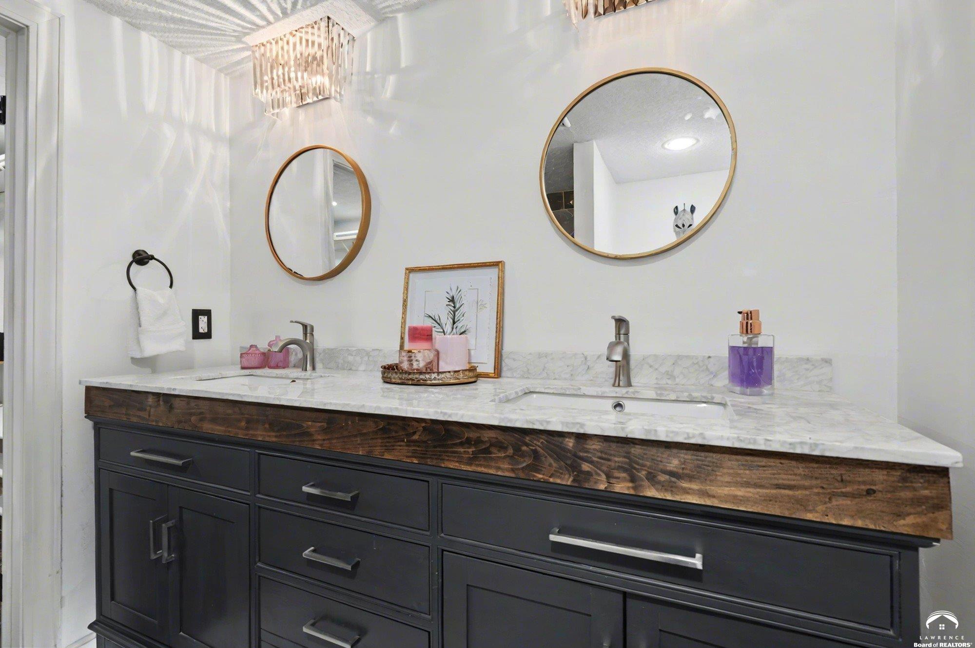 8430 Kickapoo Street