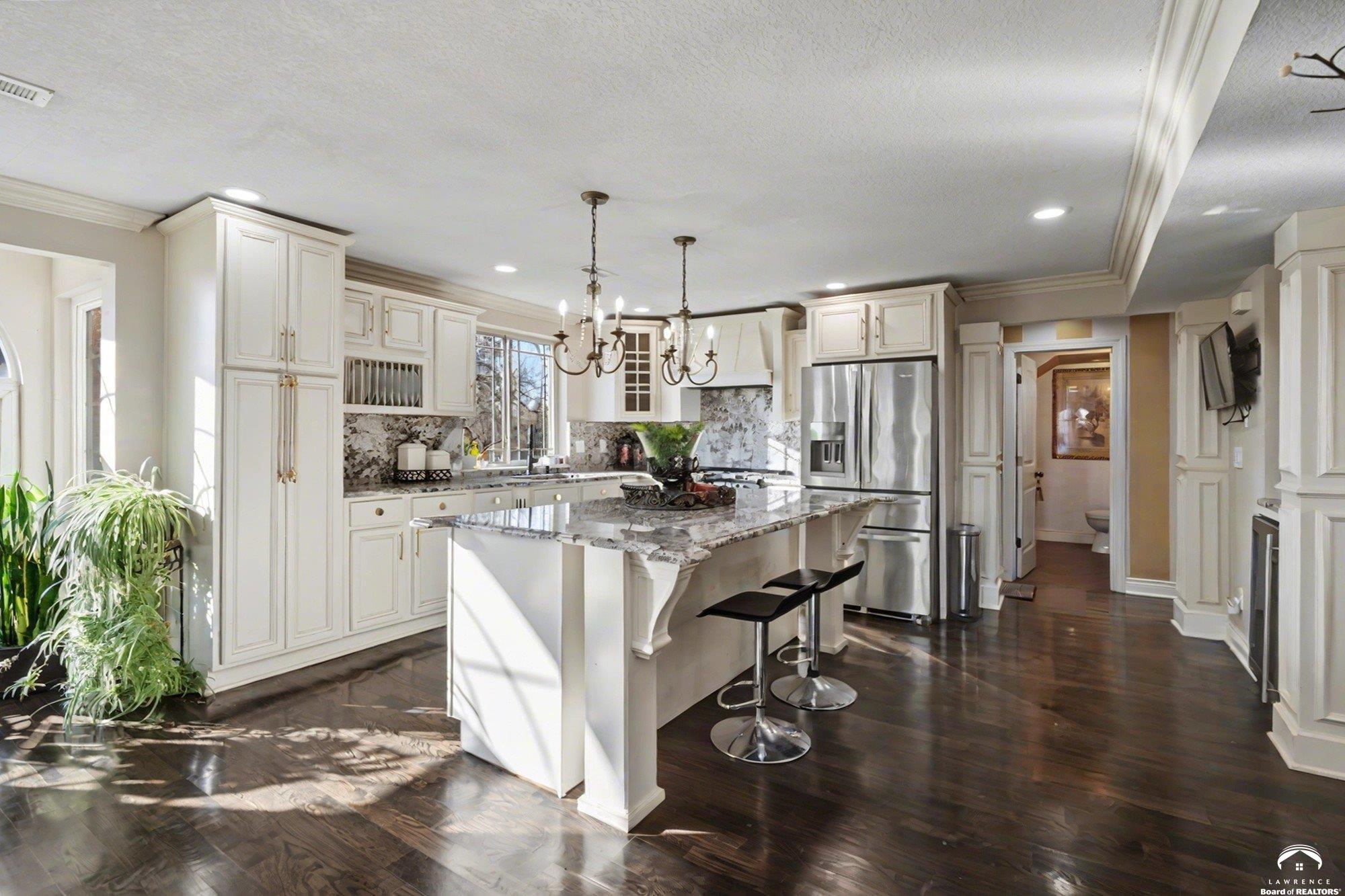 8430 Kickapoo Street