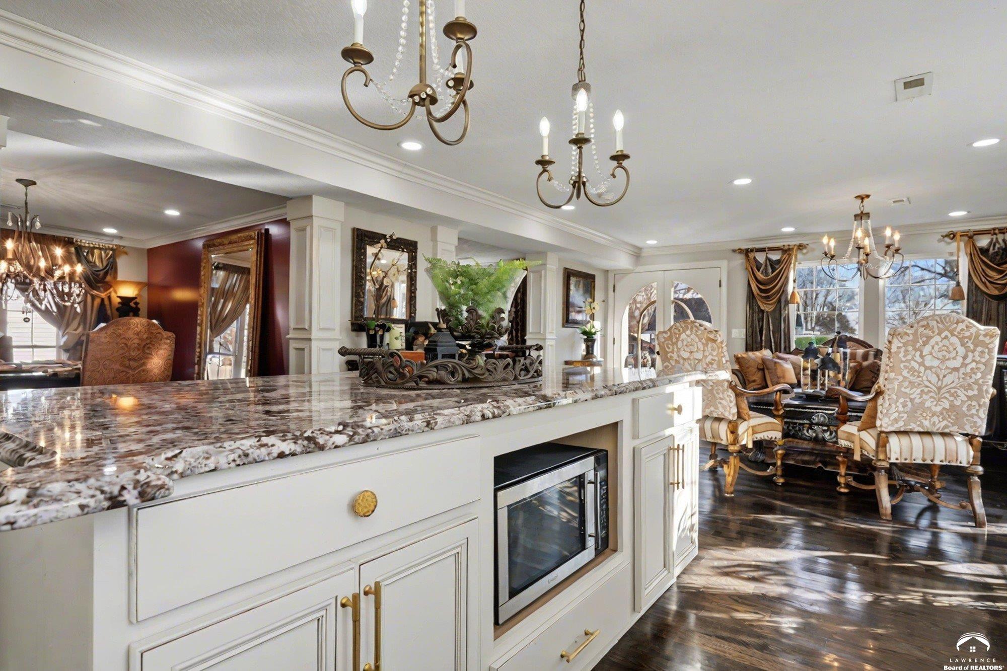 8430 Kickapoo Street