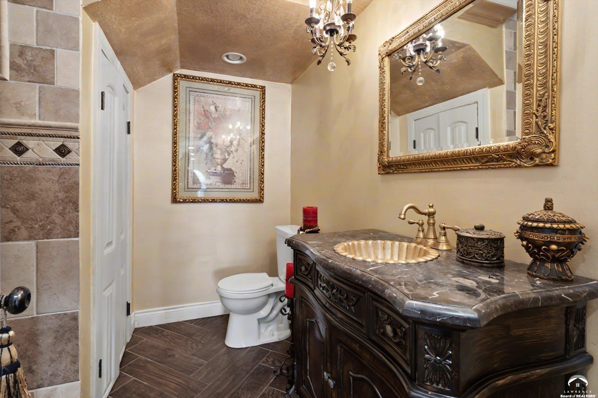 8430 Kickapoo Street