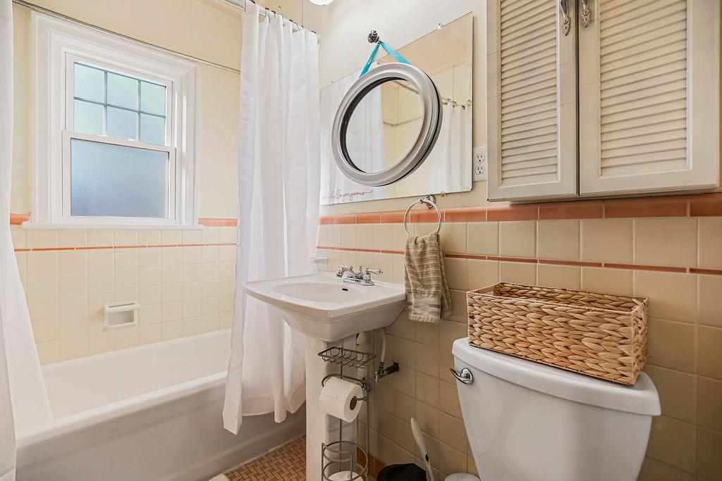 32900 W 84th Street